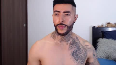 Independent Model online show from 01.01.25