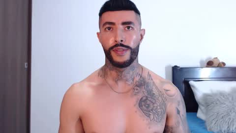 Independent Model online show from 02.04.25