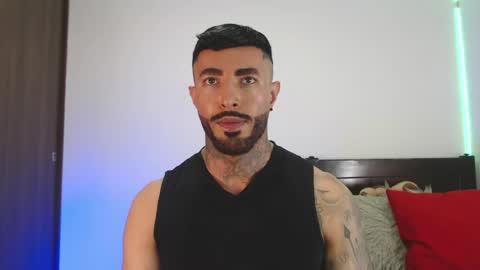 Independent Model online show from 04.24.26