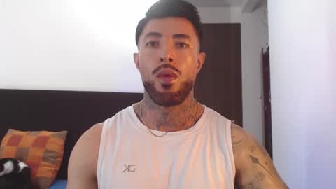 Independent Model online show from 07.16.26