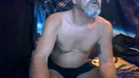 Snapshot of maximus_oreally chatting on 03.30.26 Max online show from 03.30.26
