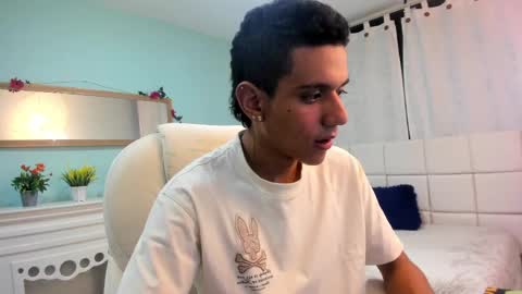 Snapshot of maximuss_19 chatting on 01.22.25 Maximus online show from 01.22.25