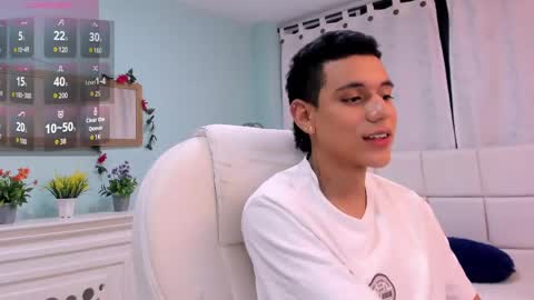 Snapshot of maximuss_19 chatting on 01.24.25 Maximus online show from 01.24.25