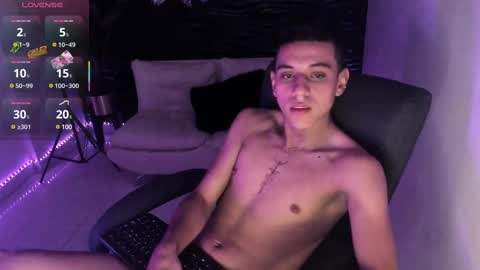 Snapshot of maximuss_19 chatting on 02.27.25 Maximus online show from 02.27.25