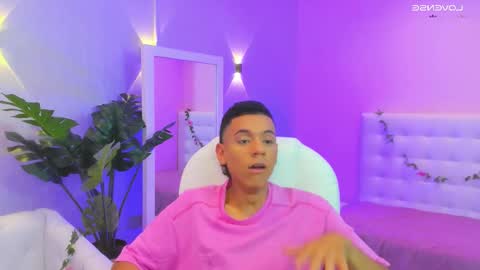 Snapshot of maximuss_19 chatting on 03.28.26 Maximus online show from 03.28.26