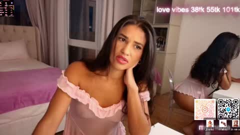 Maxine online show from 03.05.26