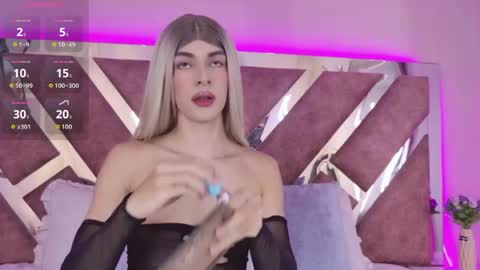Maxi Rogers online show from 06.05.26