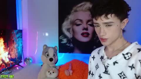 Max online show from 02.20.25