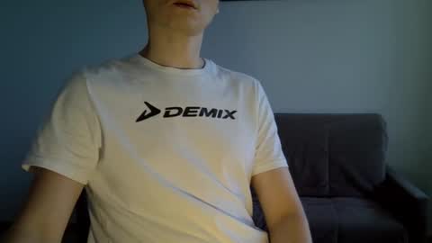 Snapshot of maxrelax90 chatting on 12.14.25 maxrelax90 online show from 12.14.25