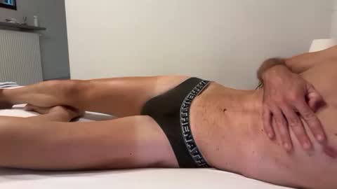 Snapshot of maxslim99999 chatting on 09.28.25 max online show from 09.28.25