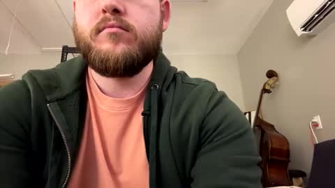 Snapshot of maxthrust321 chatting on 02.01.25 Max online show from 02.01.25