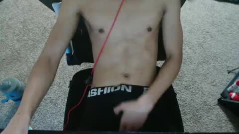 Snapshot of maxvirya3 chatting on 12.16.25 max online show from 12.16.25