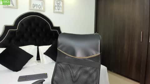 Maxxi online show from 01.30.25