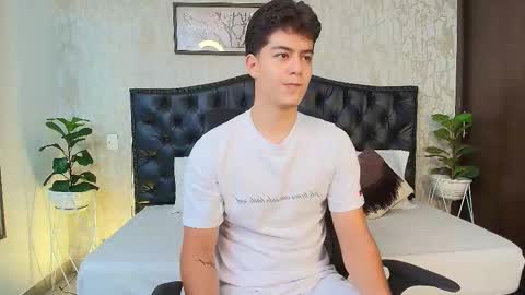 Maxxi online show from 09.28.25