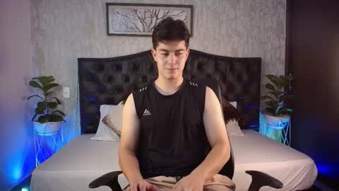 Maxxi online show from 10.29.25