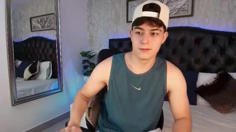 Maxxi online show from 11.17.25