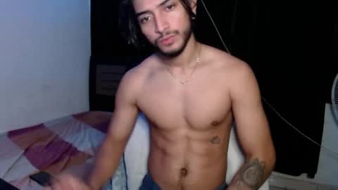 Snapshot of maxximus_10 chatting on 12.31.24 maxximus_10 online show from 12.31.24