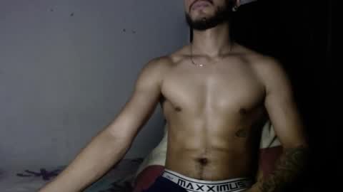 Snapshot of maxximus_10 chatting on 01.03.25 maxximus_10 online show from 01.03.25