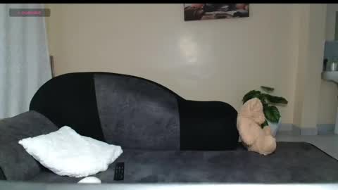 maxxinepetite online show from 07.05.26