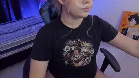 Snapshot of maxxxine_ chatting on 12.08.24 Maxine Minx online show from 12.08.24