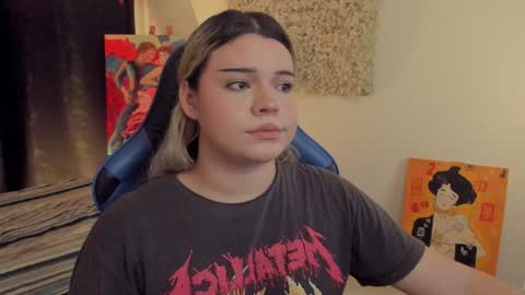 Snapshot of maxxxine_ chatting on 12.13.24 Maxine Minx online show from 12.13.24