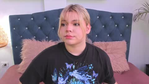 Snapshot of maxxxine_ chatting on 01.12.25 Maxine Minx online show from 01.12.25