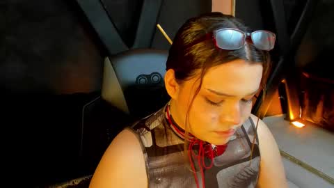 Snapshot of maxxxine_ chatting on 09.23.25 Maxine Minx online show from 09.23.25