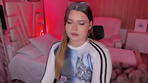 Snapshot of maxxxine_ chatting on 11.14.25 Maxine Minx online show from 11.14.25