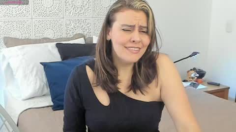 Victoria online show from 12.06.24