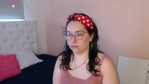 Snapshot of may_bloom chatting on 02.05.26 May online show from 02.05.26