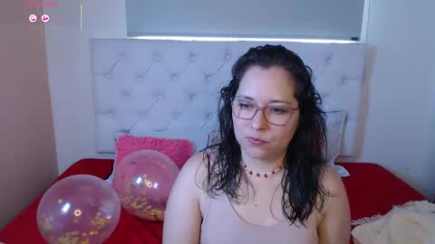 Snapshot of may_bloom chatting on 02.13.26 May online show from 02.13.26