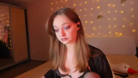Snapshot of may_fl0wer chatting on 04.03.26 May Flower online show from 04.03.26