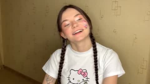 Snapshot of may_rollins chatting on 11.25.25 may online show from 11.25.25