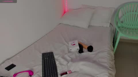 Maya online show from 09.30.25