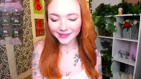 Snapshot of maya_light chatting on 03.02.25 Maya online show from 03.02.25