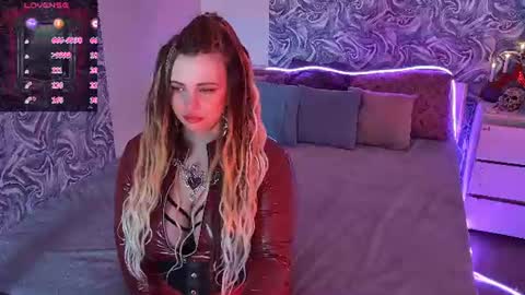Snapshot of maya_mils chatting on 06.24.26 Maya Mils online show from 06.24.26