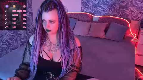 Snapshot of maya_mils chatting on 07.22.26 Maya Mils online show from 07.22.26
