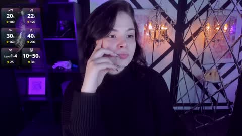 Woman online show from 01.08.25