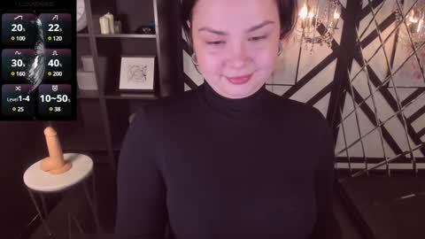 Woman online show from 01.28.25