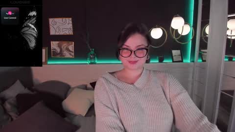 Woman online show from 02.03.25