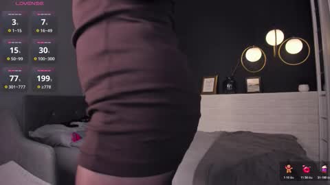 Woman online show from 11.11.25