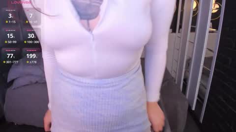 Woman online show from 11.16.25