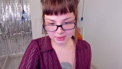 Woman online show from 12.15.25