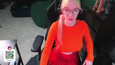 Maya Viola online show from 07.02.26