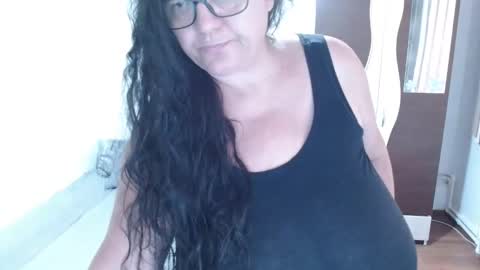 Snapshot of mayabbw50tits chatting on 09.17.25 Maya online show from 09.17.25