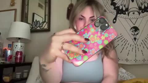 Maya Belle online show from 01.10.25