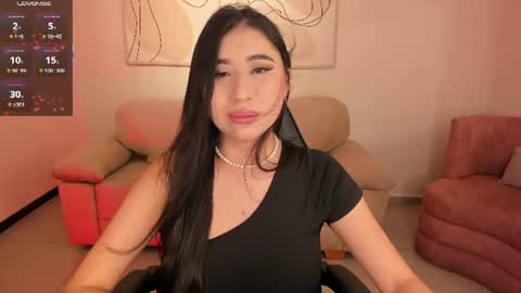 Snapshot of mayamoretti chatting on 06.23.26 Maya online show from 06.23.26