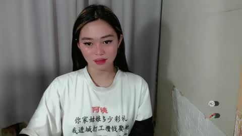 Snapshot of mayasally_ chatting on 01.25.25 mayasally_ online show from 01.25.25