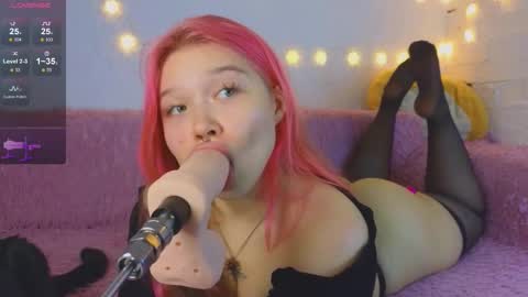 Snapshot of mayaster chatting on 12.02.25 Maya online show from 12.02.25