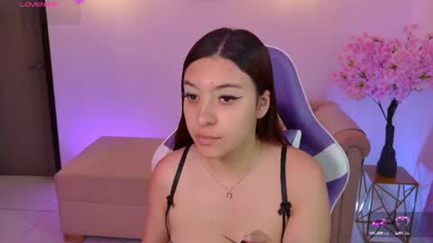 Maya Vexx online show from 07.18.26